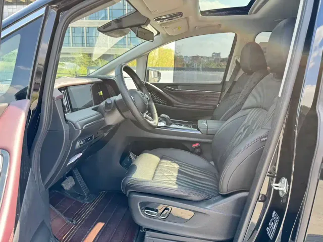 GAC Trumpchi M8 — Фото автомобиля 4
