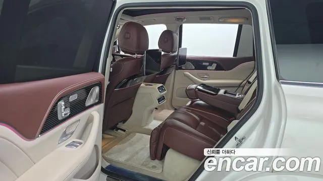 Mercedes-Benz GLS-Class — Фото автомобиля 11
