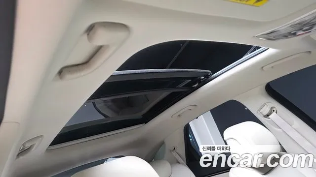 Genesis GV70 2.5T Бензин 2WD — Фото автомобиля 12
