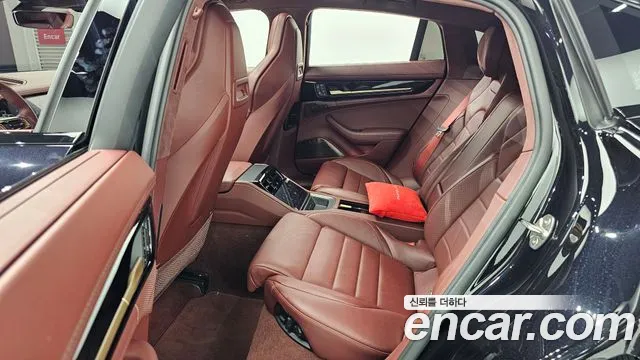 Porsche Panamera 976 — Фото автомобиля 12