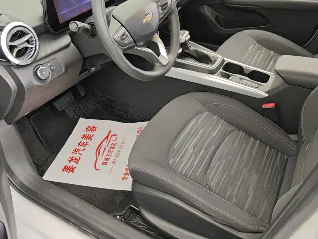 Chevrolet Monza — Фото автомобиля 9