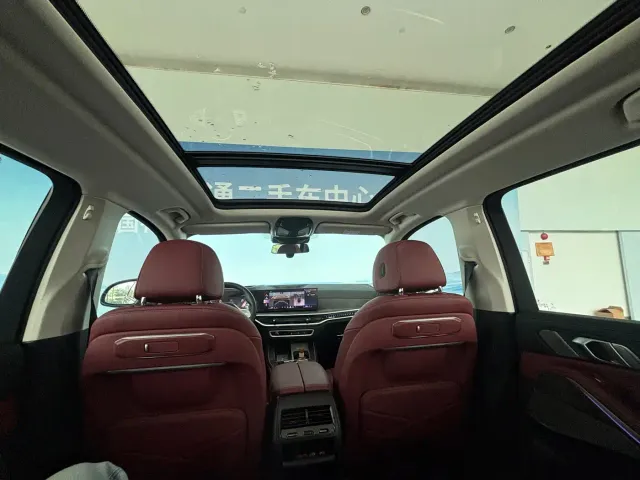 BMW X5 — Фото автомобиля 10