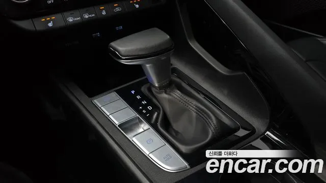 Hyundai Avante CN7 — Фото автомобиля 9