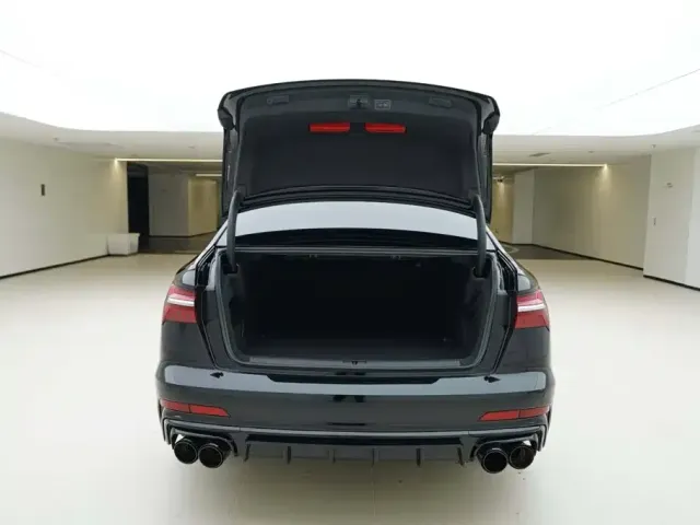 Audi Audi A6L 2024 55 TFSI quattro Exclusive Dynamic — Фото автомобиля 5