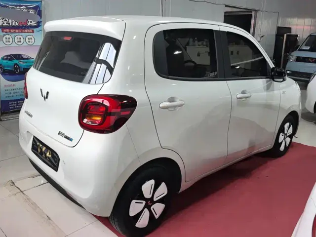 Wuling Hongguang Mini EV — Фото автомобиля 3