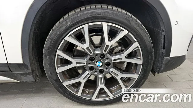 BMW X1 — Фото автомобиля 5