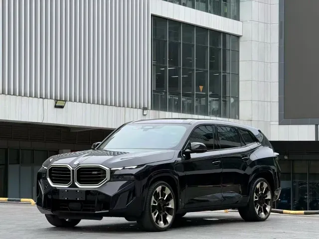 Фотография автомобиля — BMW XM