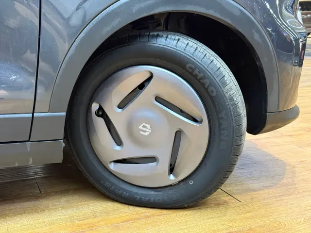 Leapmotor T03 — Фото автомобиля 26