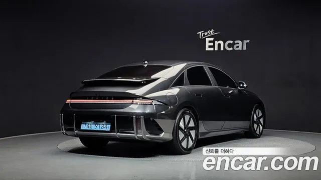 Hyundai Ioniq 6 — Фото автомобиля 2