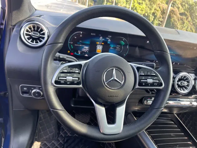 Mercedes-Benz GLA-Class — Фото автомобиля 21