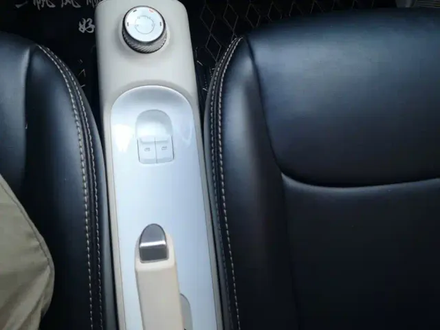 Wuling Hongguang Mini EV — Фото автомобиля 13