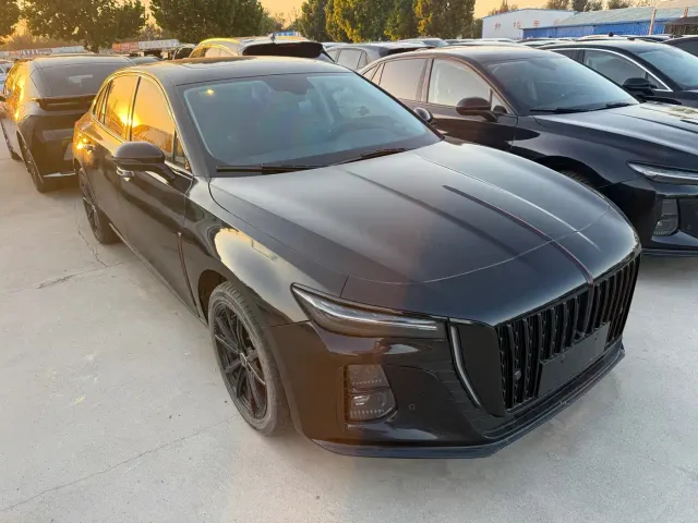 Hongqi H5 — Фото автомобиля 3