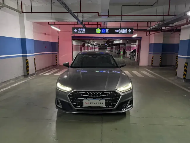 Audi A7L — Фото автомобиля 2