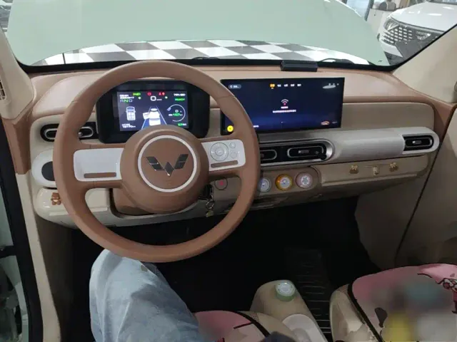 Wuling Hongguang Mini EV — Фото автомобиля 9