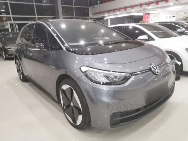 Volkswagen ID.3 — Фото автомобиля 3