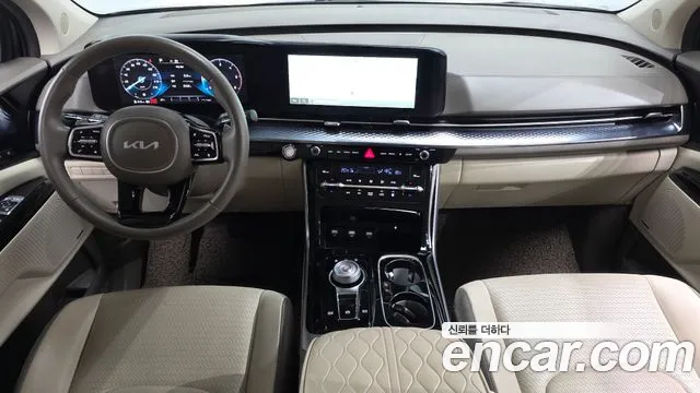 Kia Canival — Фото автомобиля 7