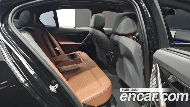 BMW 5-Series 5 серия (G60) 530i xDrive M Sport Pro Special Edition — Фото автомобиля 23
