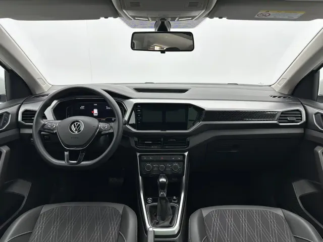 Volkswagen T-Cross — Фото автомобиля 7