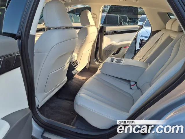 Hyundai Grandeur GN7 — Фото автомобиля 11