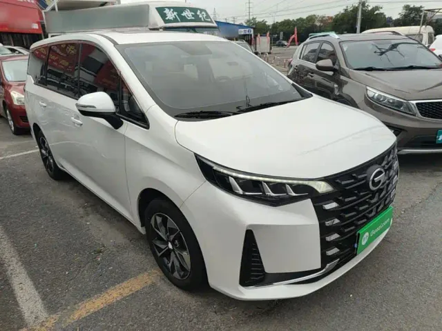 GAC Trumpchi M6 — Фото автомобиля 3