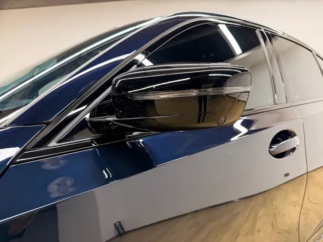 BMW 3 Series — Фото автомобиля 4
