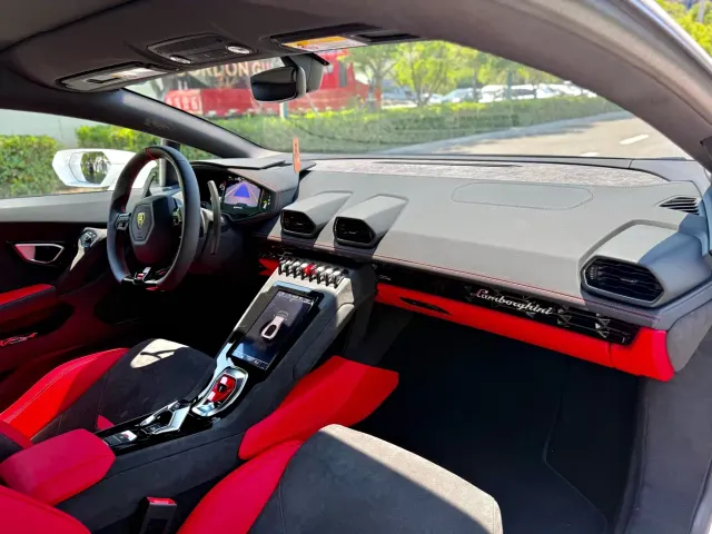 Lamborghini Huracan — Фото автомобиля 6