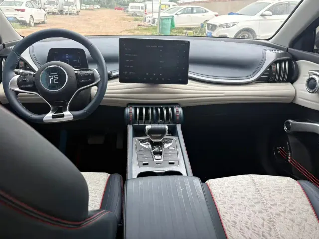 BYD Yuan PLUS — Фото автомобиля 5