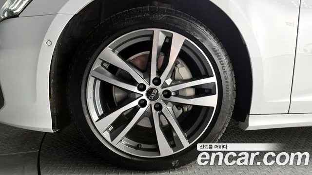 Audi A6 45 TFSI Premium — Фото автомобиля 5