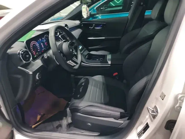 Mercedes-Benz C-Class — Фото автомобиля 14