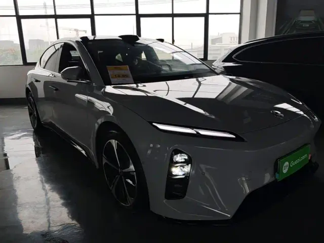 Nio ET5 — Фото автомобиля 3