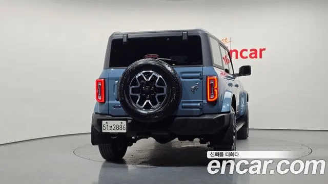 Ford Bronco 6th Gen — Фото автомобиля 4