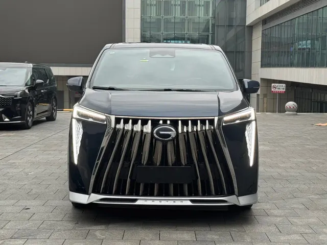 GAC Trumpchi E9 — Фото автомобиля 2
