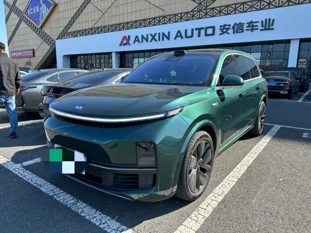 Li Auto L9 — Фото автомобиля 4