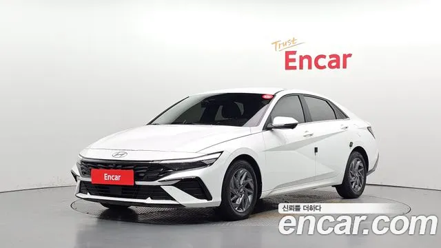 Фотография автомобиля — Hyundai Avante CN7