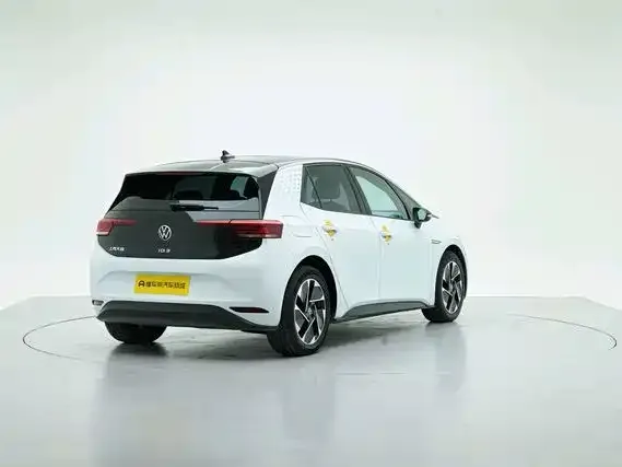 Volkswagen ID.3 — Фото автомобиля 5