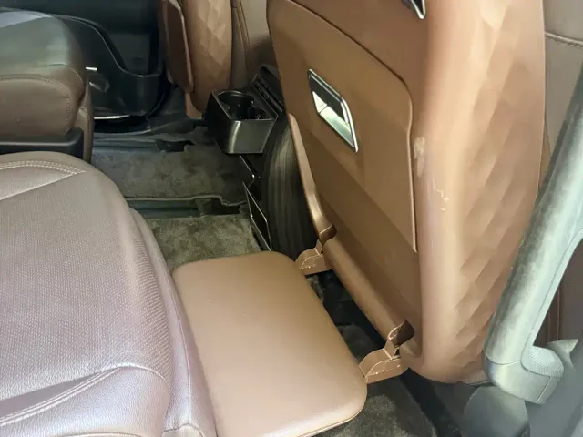 Toyota Sienna — Фото автомобиля 21