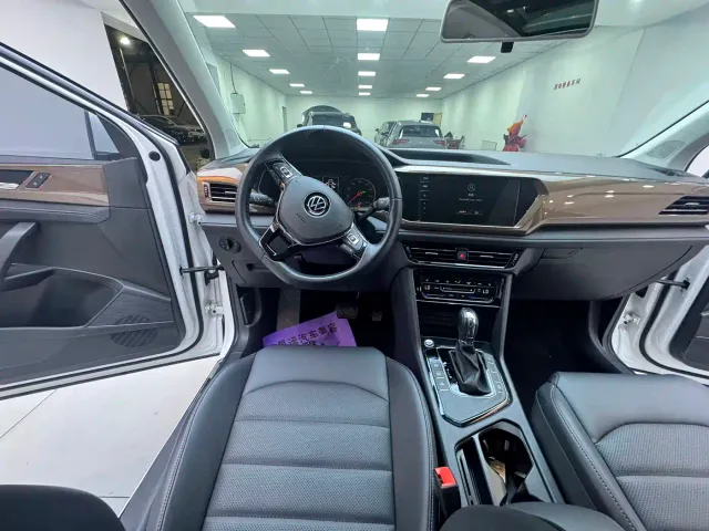 Volkswagen Tharu — Фото автомобиля 13