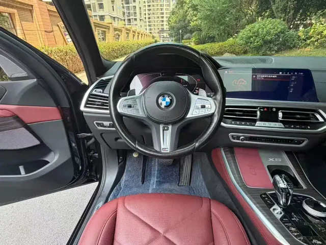 BMW X5 — Фото автомобиля 9