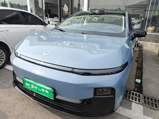 Фотография автомобиля — Leapmotor B01