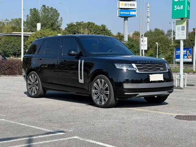 Land Rover Range Rover — Фото автомобиля 3