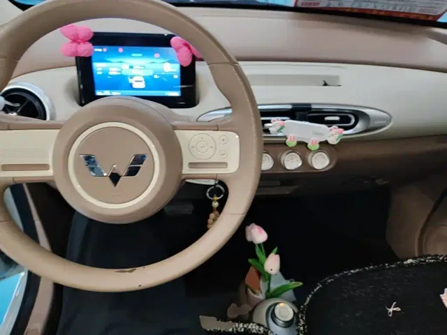 Wuling Hongguang Mini EV — Фото автомобиля 9