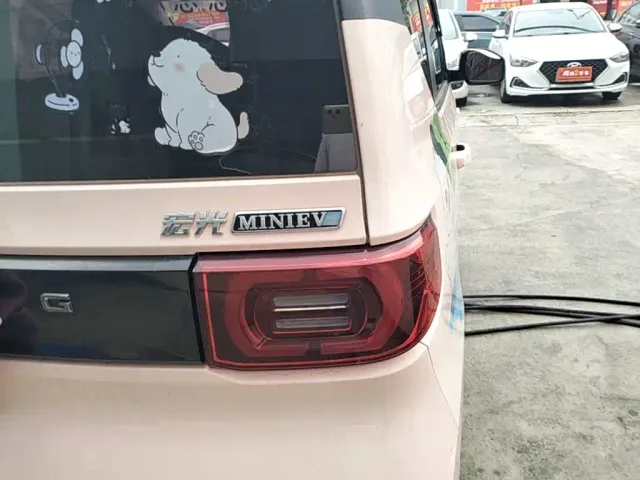 Wuling Hongguang Mini EV — Фото автомобиля 7