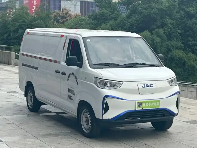 JAC Motors Blue Cat 2023 M1 Gotion High-Tech 40.55kWh Elite Edition — Фото автомобиля 3