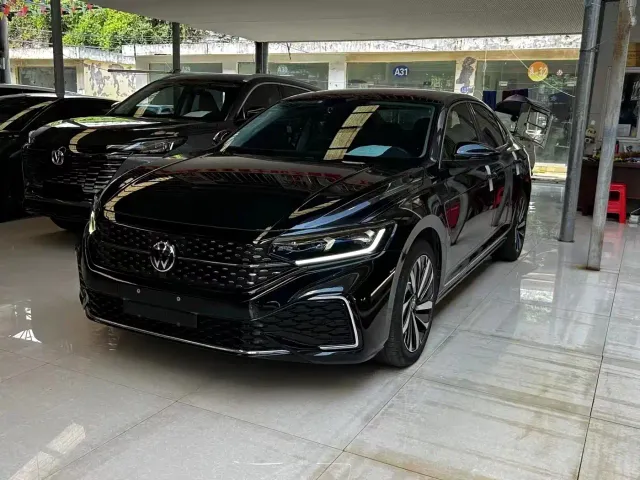 Фотография автомобиля — Volkswagen Passat
