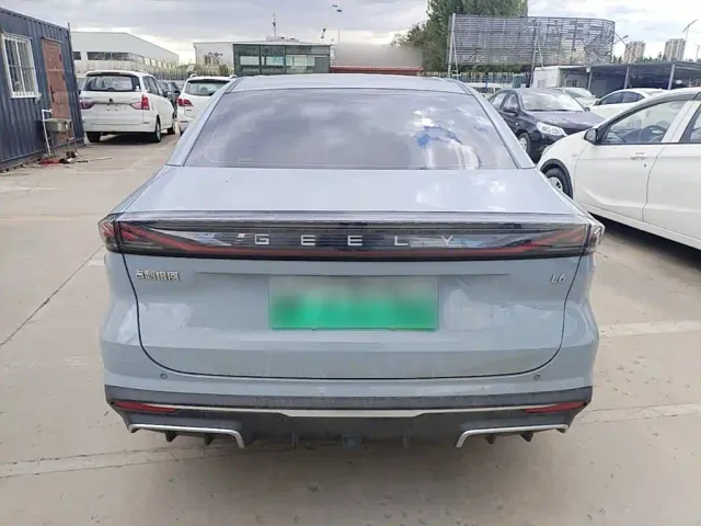 Geely Galaxy L6 — Фото автомобиля 5