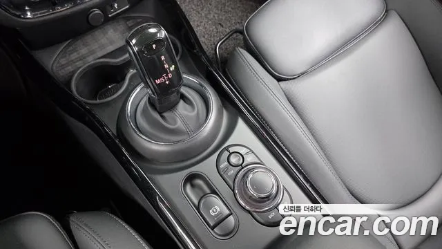 MINI Clubman — Фото автомобиля 12