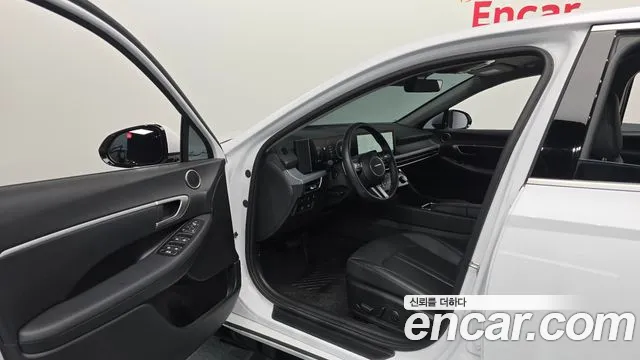 Hyundai Sonata — Фото автомобиля 15