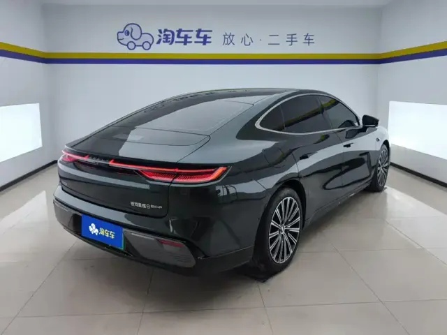 Geely Galaxy Xingyao 8 — Фото автомобиля 3