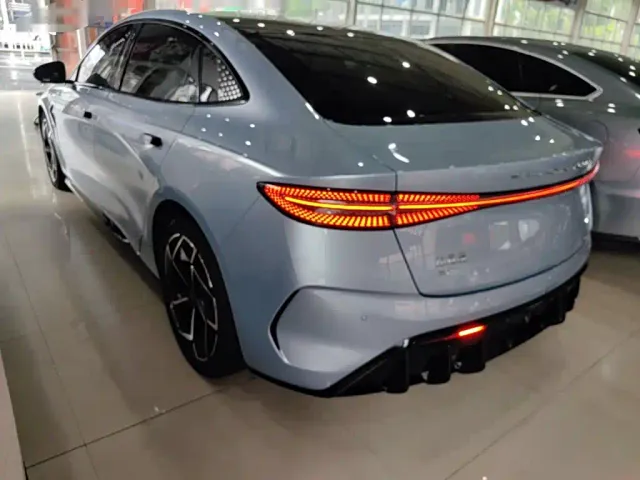 BYD Seal — Фото автомобиля 4