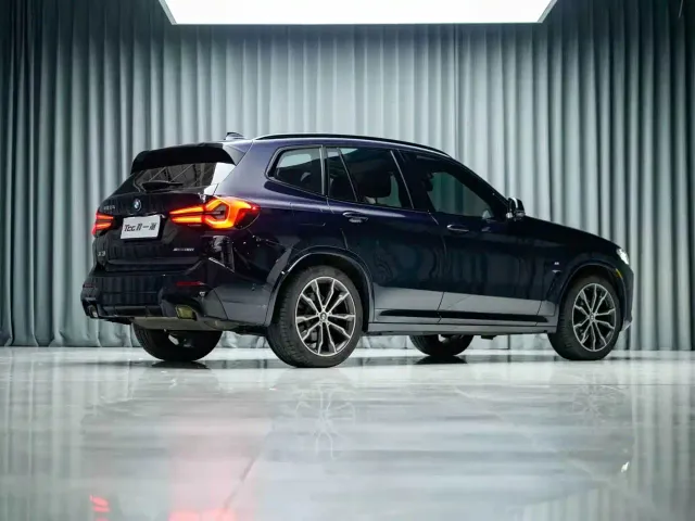 BMW X3 — Фото автомобиля 9